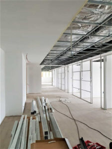 Pavimento ligero de pvc en Clinica Miraflores