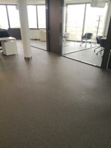 SurestepMaterial Stone en Btv Zaragoza por Zaradecor