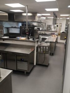 Altro Stronghold K30 instalado por Zaradecor en las cocinas del Hotel Oroel