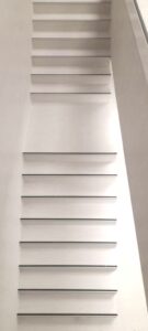 escaleras con Tarkett Standard Plus